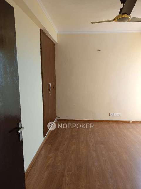 3 BHK Flat In Amrapali Leisure Valley For Sale  In Techzone 4