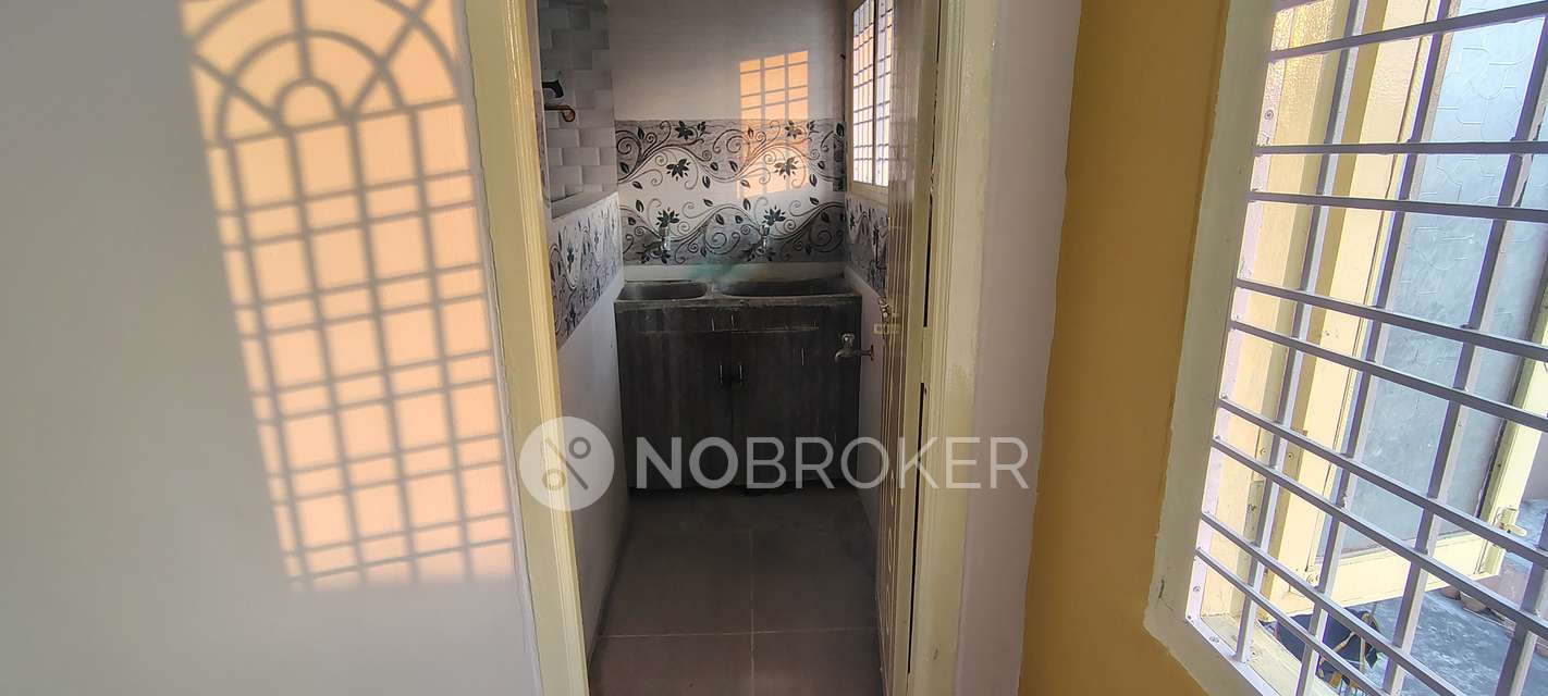 2 BHK Flat In Sri Venkateshwara Residency For Sale  In Old Safilguda