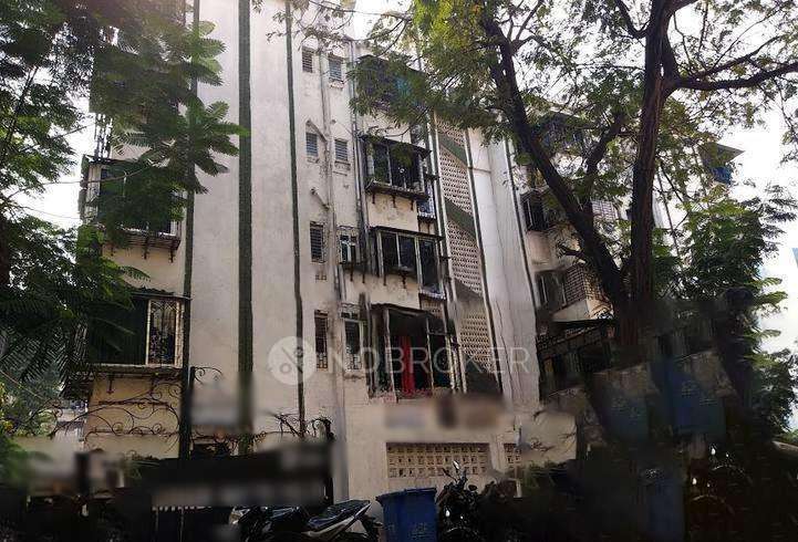 Shared Room for Male In 2 BHK  In Zohra Aghadi In Versova