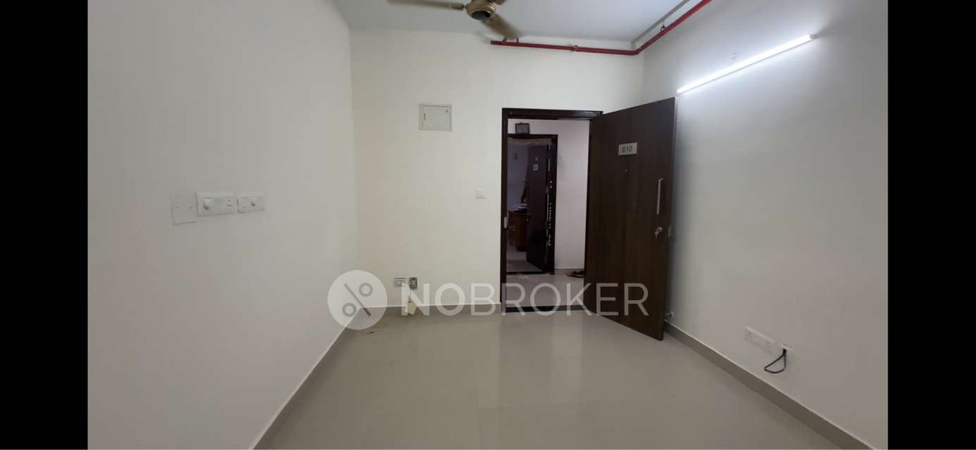 2 BHK Flat In Godrej Azure for Rent  In Padur