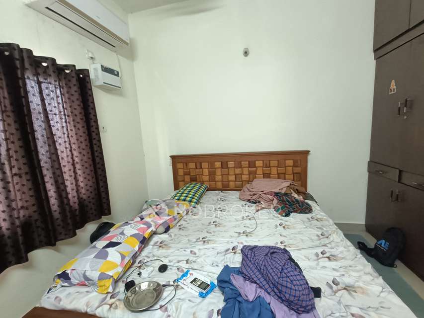 3 BHK Flat In Praveens Arya Square For Sale  In Sholinganallur