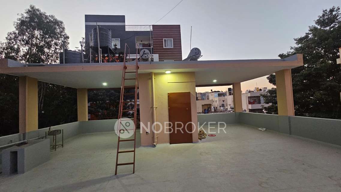 2 BHK Flat In Standalone Building  for Rent  In Munnekollal