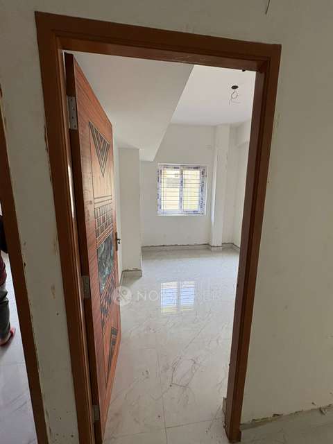 2 BHK Flat In Brics Construction For Sale  In Cholambedu