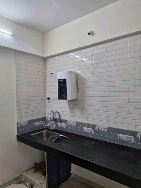 2 BHK Flat In Vardhaman Moonstone for Rent  In Tathwade