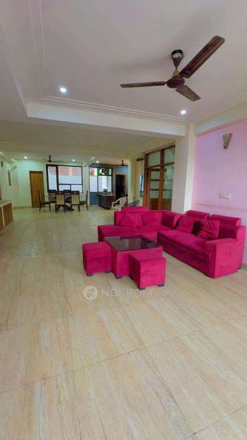 PG for Girls in Sector 46