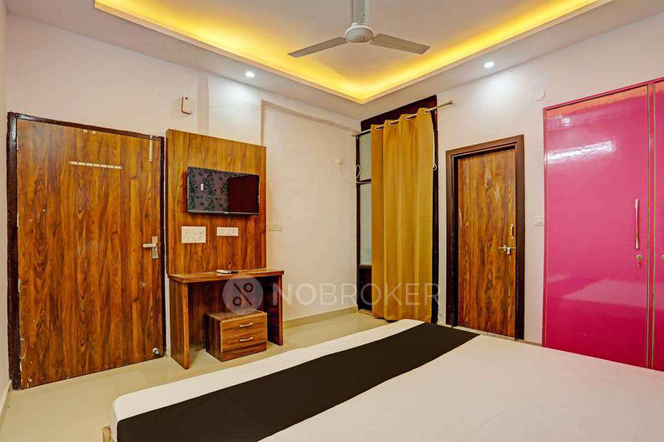 PG for Girls in Sector 46