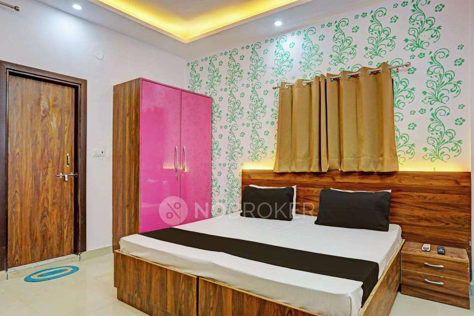 PG for Girls in Sector 46