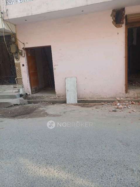 Godown/Warehouse in Govind Nagar , Delhi for Rent 