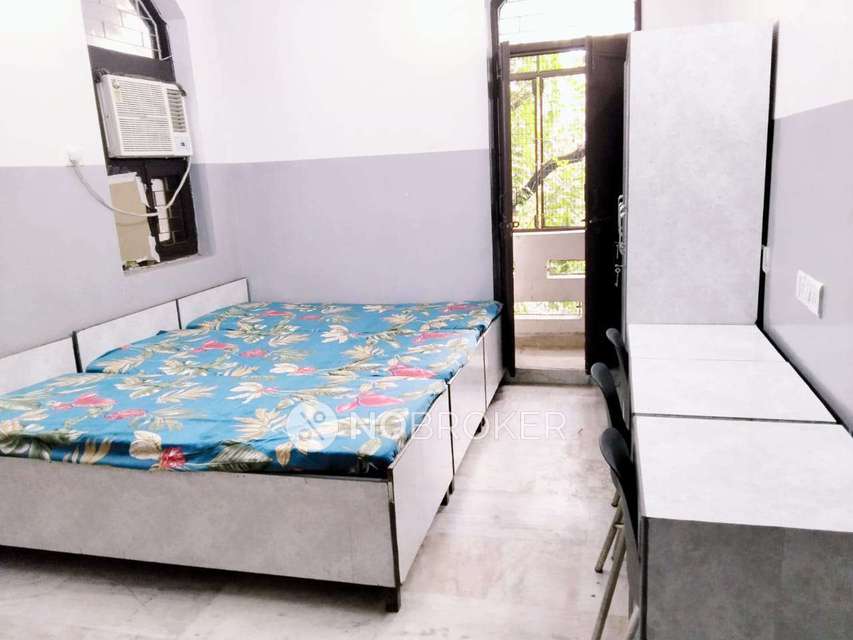 1 BHK Flat for Rent  In Kamla Nagar