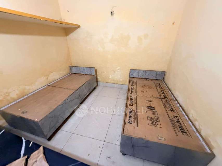 1 BHK House for Rent  In Sector 66