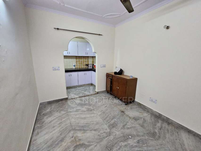 PG for Boys in East Of Kailash