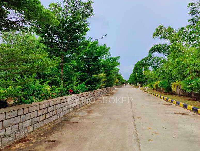 Plot For Sale  In Amana Crystal Valley Enclave In Mamidipally