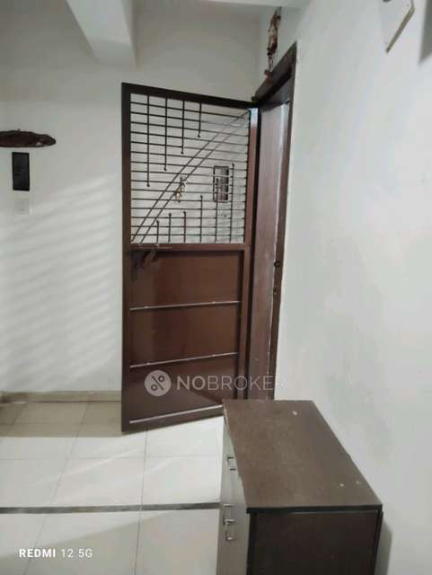 2 BHK Flat In Palladium Homes, A Building for Rent  In Dhanori