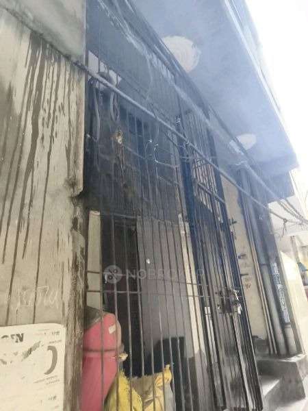 1 RK Flat for Rent  In Sector 126