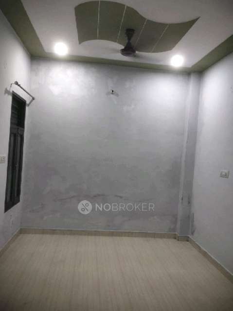 1 RK House for Rent  In  Sector 110