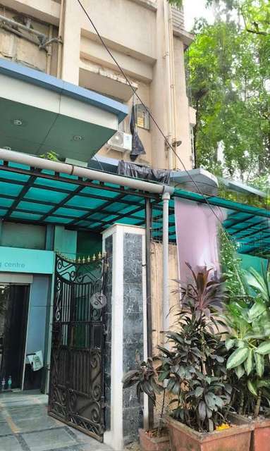 PG for Girls in Vile Parle West