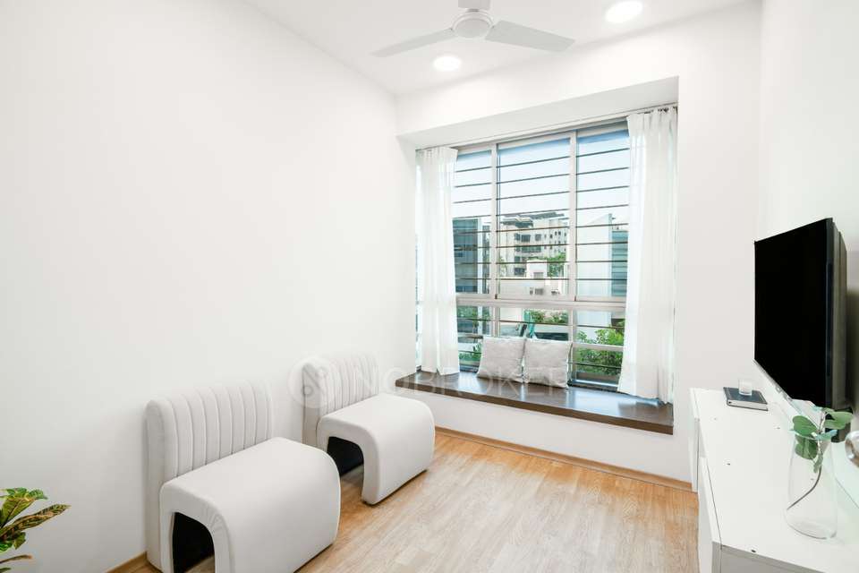 3 BHK Flat In Oberoi Woods For Sale  In Goregaon East