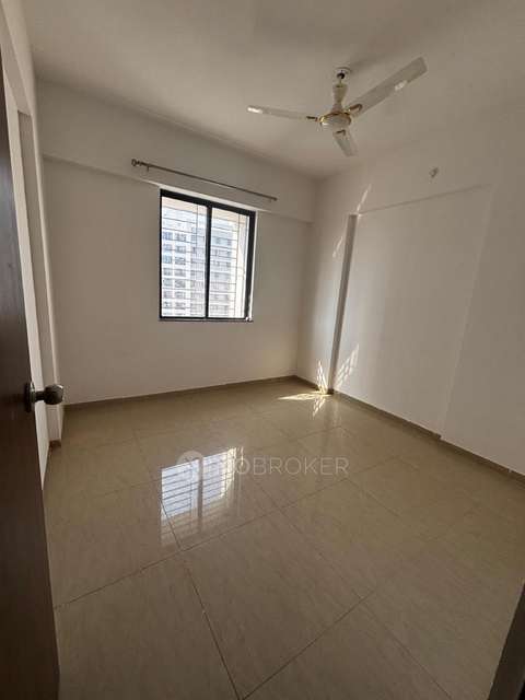 Single Room for Female In 2 BHK  In Kolte Patil Ivy Nia In Ivy Estate