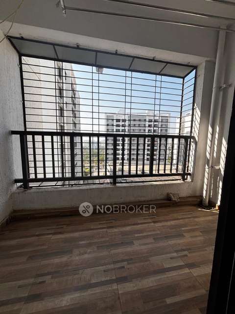 Single Room for Female In 2 BHK  In Kolte Patil Ivy Nia In Ivy Estate