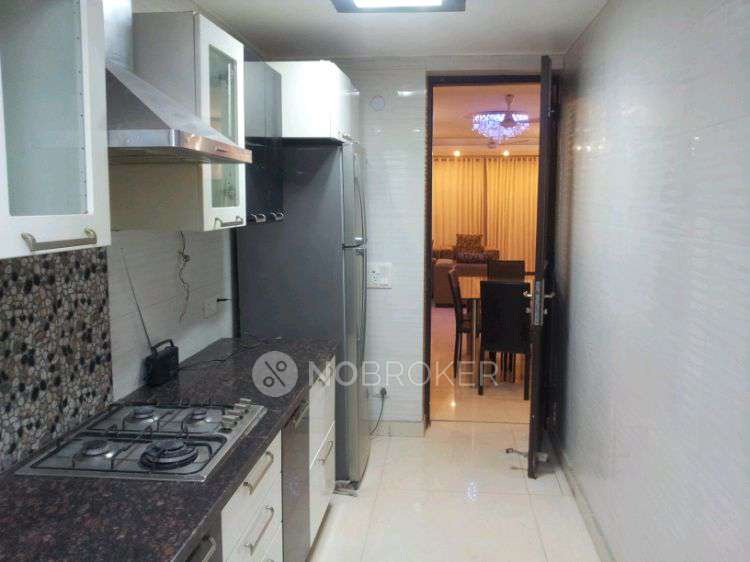 4+ BHK Flat In Hill View Apartment for Lease  In Vasant Vihar