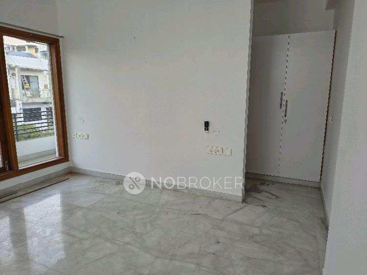 4 BHK House for Rent  In Sector 46 Noida, A Block, Sector 46, Noida, Uttar Pradesh