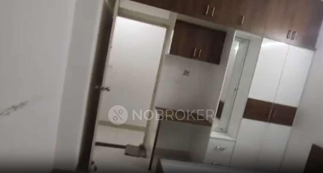 Single Room for Female In 3 BHK  In Hatha Coco Nest In Bellandur