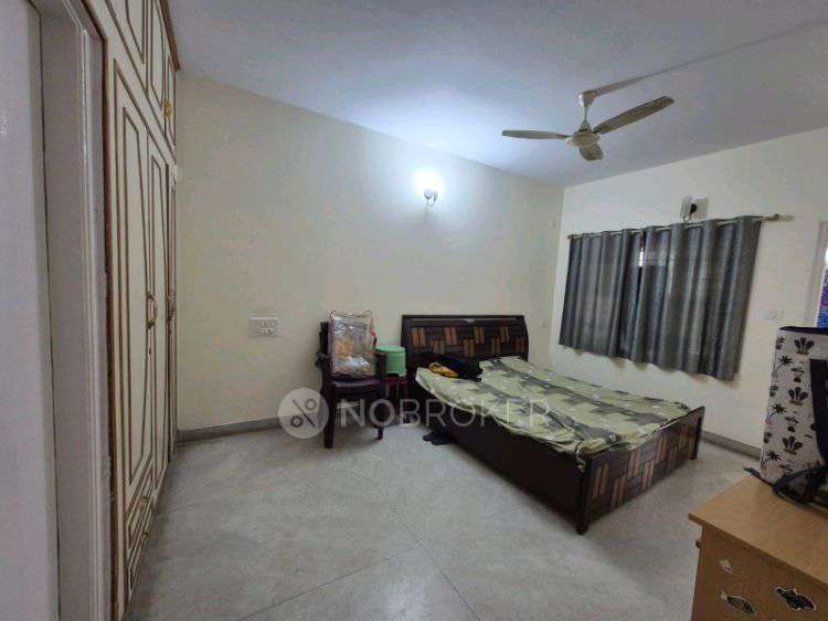 Single Room for Female In 3 BHK  In Samhita Spicewood In Xmf8+hfm, 6th Main Rd, Gm Palya, C V Raman Nagar, Bengaluru, Karnataka 560075, India