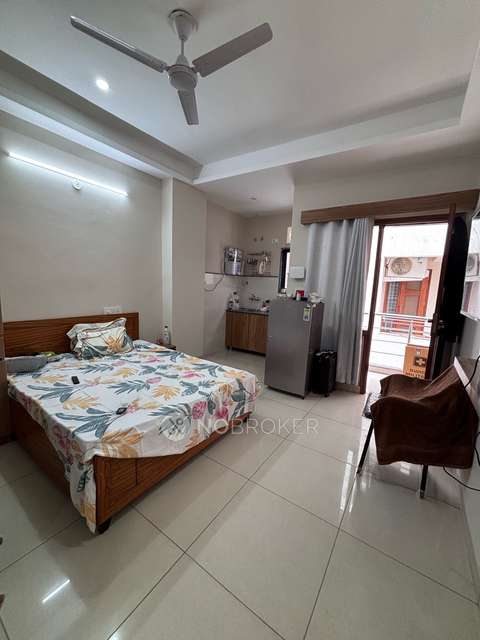 1 RK Flat In Rs Apartment 239 Z Ii for Rent  In Sector 42