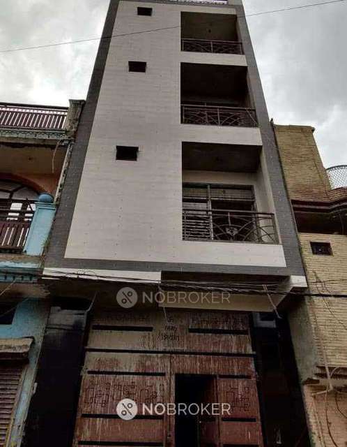 1 RK Flat In Mansingh Apartment For Sale  In Hastsal