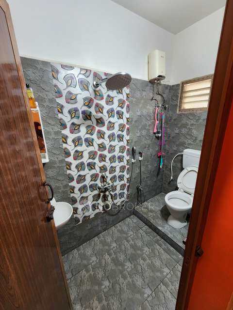 2 BHK Flat In Sai Paradise For Sale  In New Perungalathur