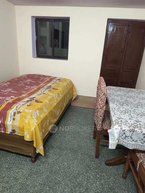 2 BHK Flat In Sb for Rent  In Karol Bagh 