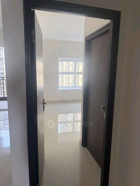 3 BHK Flat In Nsl East County For Sale  In Uppal