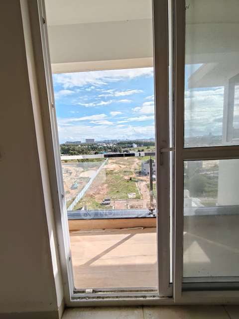 2 BHK Flat In Mana Macasa Emerald, Chikkanayakanahalli For Sale  In Chikkanayakanahalli