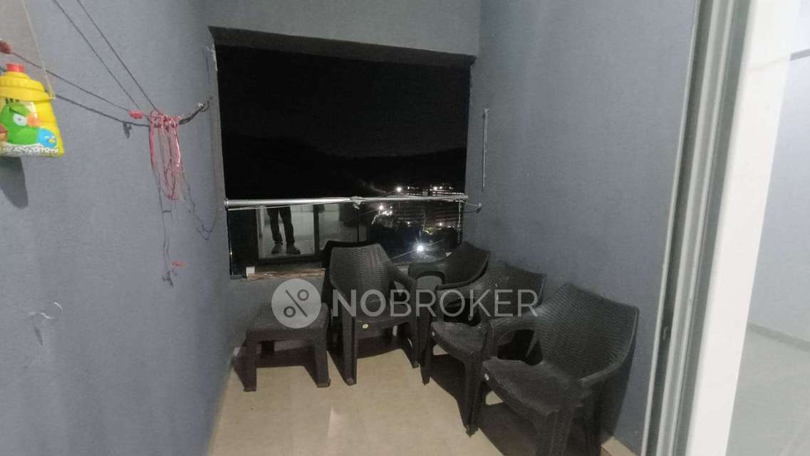 Single Room for Male In 2 BHK  In Himont In Hinjawadi