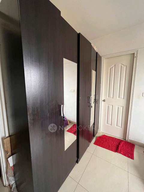 Single Room for Female In 2 BHK  In Ozone Evergreens In Kasavanahalli