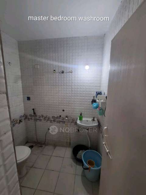 Shared Room for Male In 2 BHK  In Ghodnadikar Tower In Ghodnadikar Tower, Bhumkar Nagar, Mokarwadi, Pune, Maharashtra 411046, India