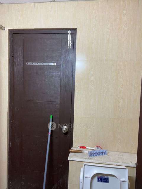 3 BHK Flat In Purvanchal Royal Park For Sale  In Sector 137