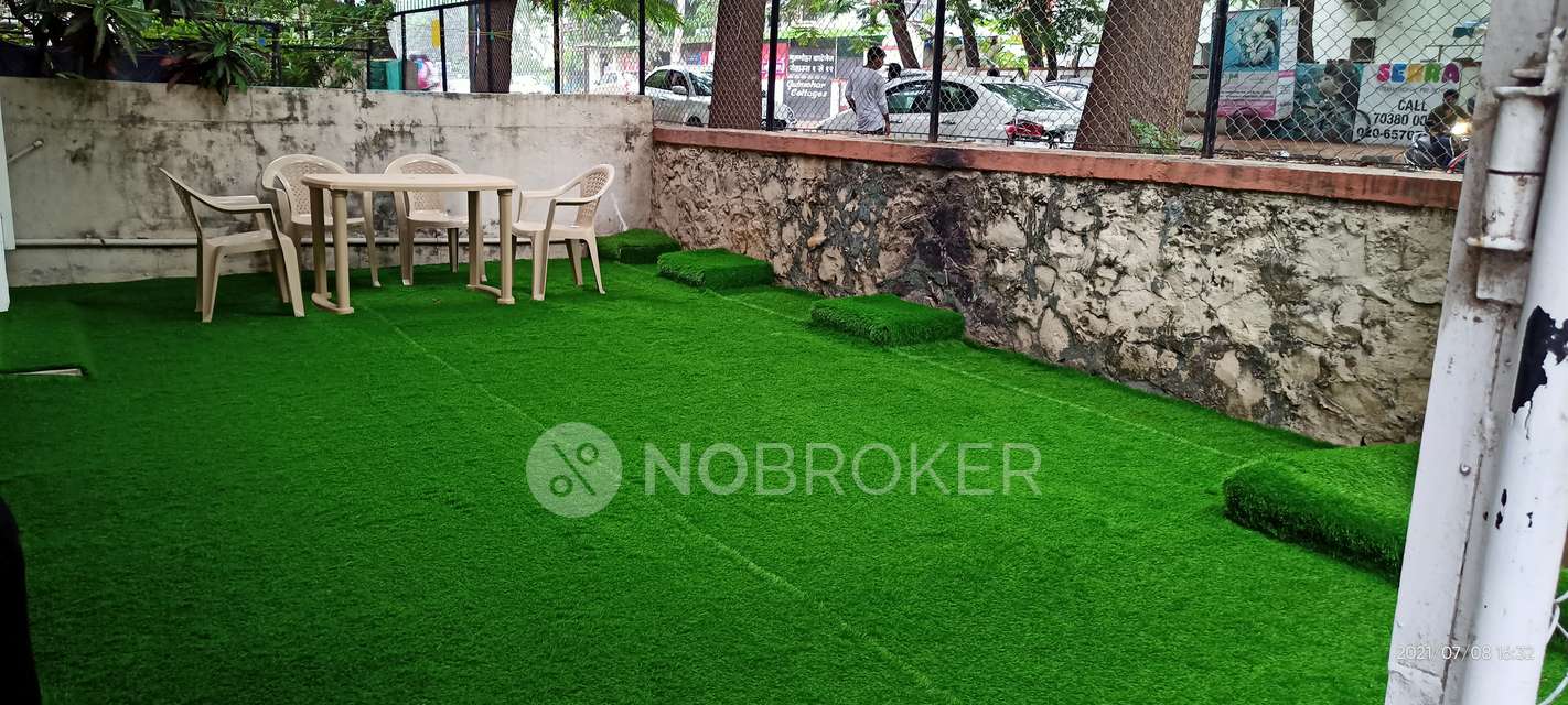 2 BHK Flat In Gera Terraces 2, Viman Nagar for Rent  In Viman Nagar