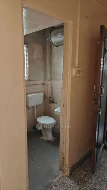 2 BHK Flat In Sanat Apartemnt for Rent  In  Shankar Sheth 