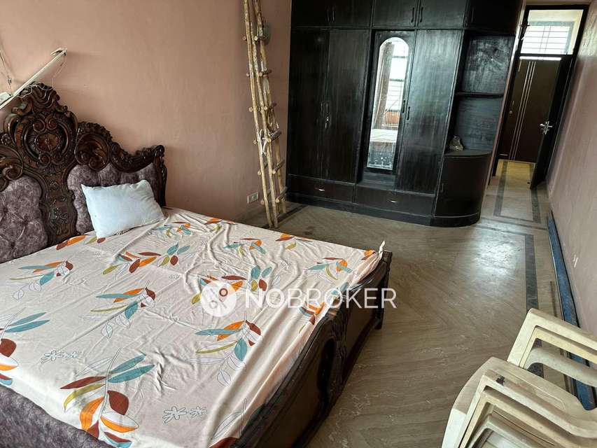 3 BHK Flat In Tara Apartments For Sale  In Alaknanda