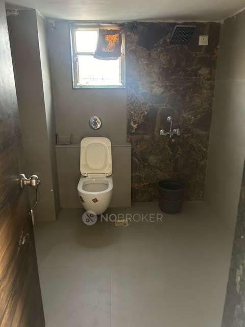 2 BHK Flat In Shri Krishna Society for Rent  In Passport Seva Kendra