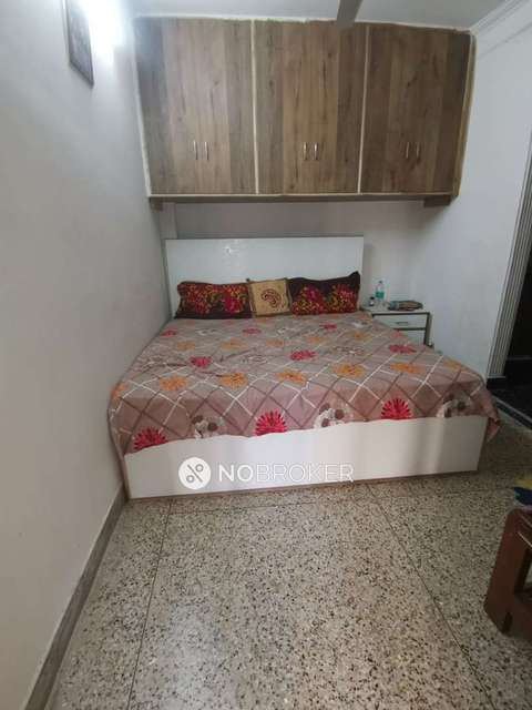 1 BHK Flat for Rent  In Hari Nagar Ashram