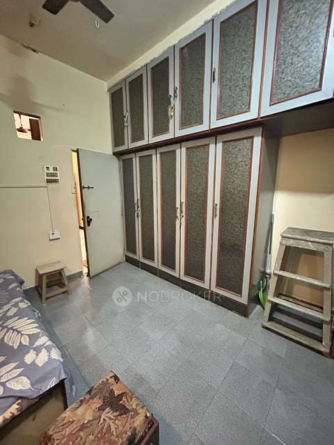 1 BHK Flat In Jain Chawl Matunga for Rent  In Shankar Mattham