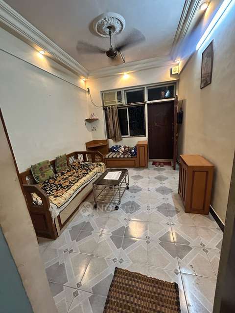 1 BHK Flat In Jain Chawl Matunga for Rent  In Shankar Mattham
