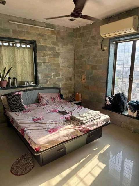 Single Room for Male In 2 BHK  In Trimurti Mhada Building In Tribhuvan Road