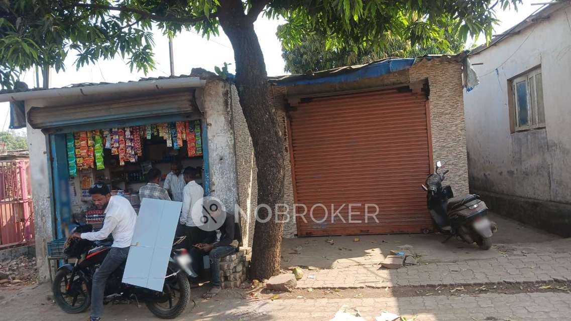 Godown/Warehouse in Buwapada, Mumbai for sale 