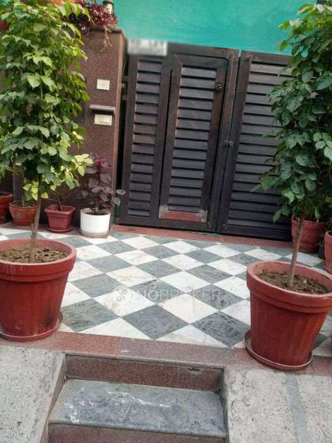 1 BHK Flat for Rent  In  Sector 40