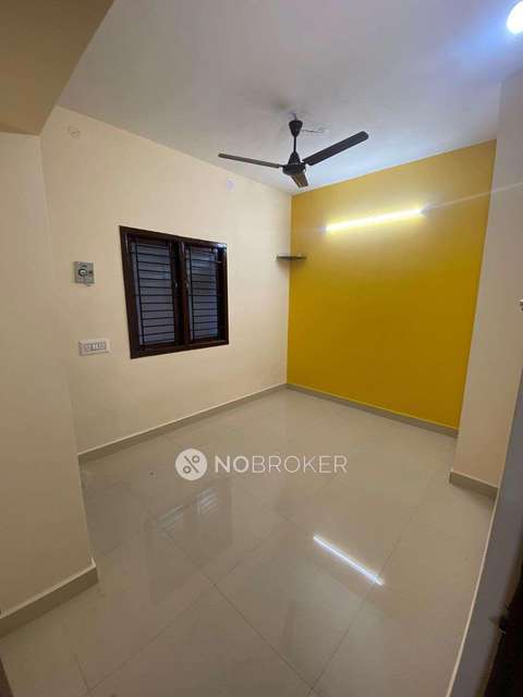 1 BHK Flat In Vigneswaras  Mahalakshmi For Sale  In New Perungalathur