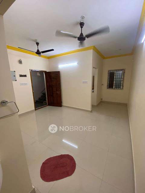 1 BHK Flat In Vigneswaras  Mahalakshmi For Sale  In New Perungalathur