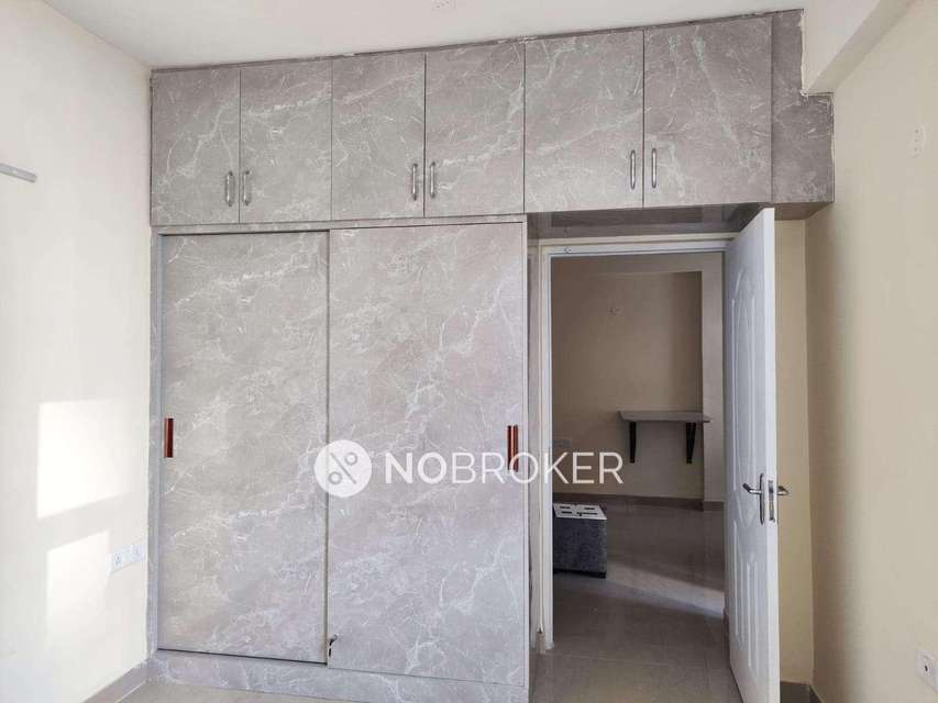 2 BHK Flat In Shree Vardhman Mantra For Sale  In Sector-67